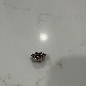 Pandora two tone crab with gold pearl
